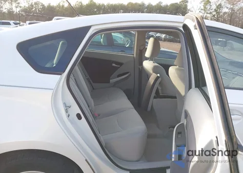 2011 Toyota Prius z USA, uszkodzony, nr VIN JTDKN3DU9B1374936